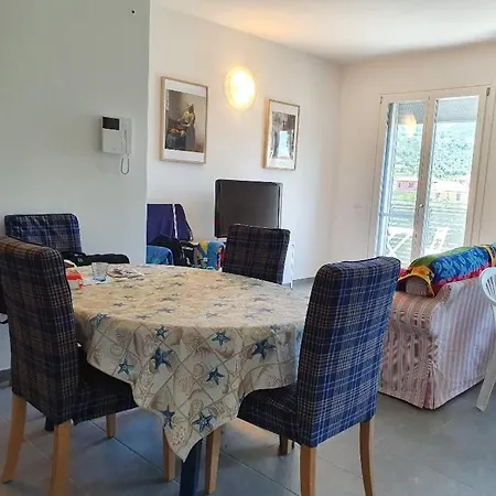 Casa Di Clara 산토바르톨로메오알마레